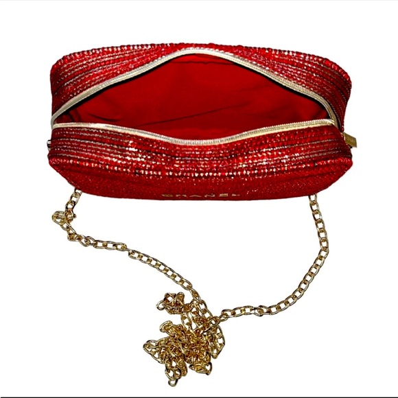 NEW CHANEL Crossbody Bag Holiday COMPLETE with the Chanel Lipgloss Trio - Picture 5 of 11